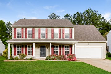 756 GEORGIE ST TROUTMAN, NC 28166